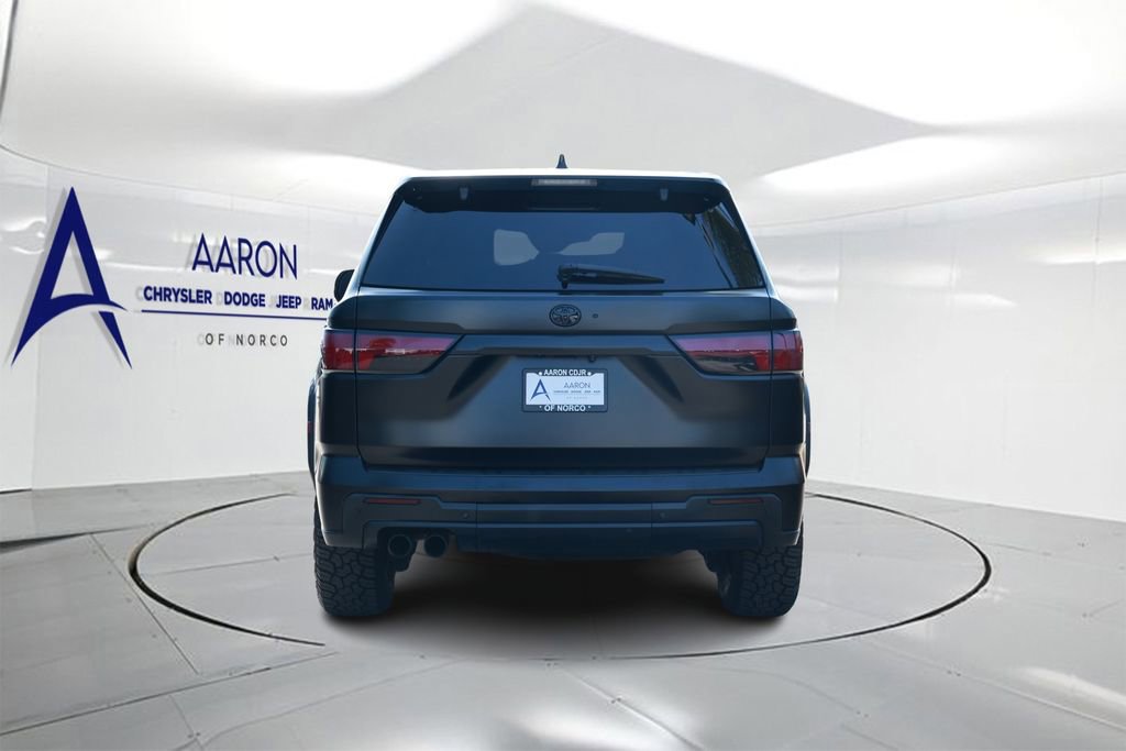 Used 2023 Toyota Sequoia TRD Pro AWD/4WD image 3