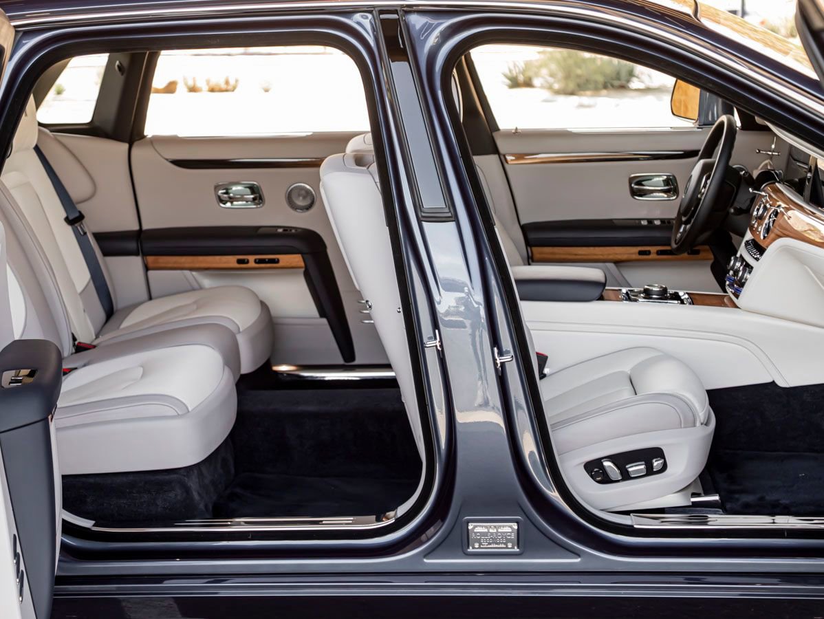 Certified 2024 Rolls-Royce Ghost Extended Wheelbase AWD/4WD image 32