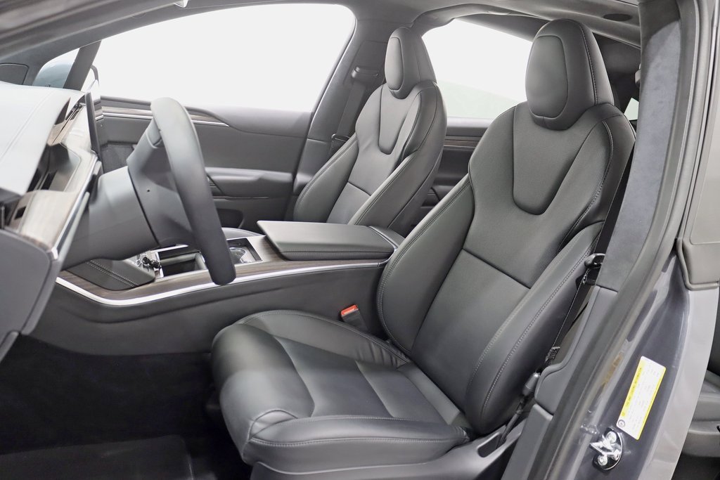 Used 2022 Tesla Model X image 28