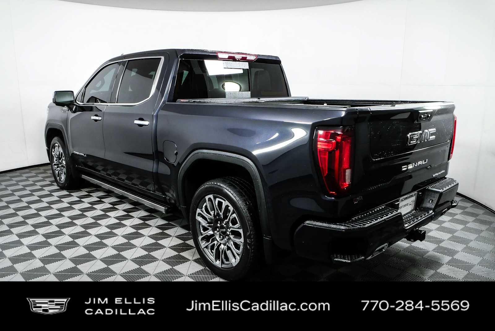 Used 2023 GMC Sierra 1500 Denali Ultimate AWD/4WD image 30
