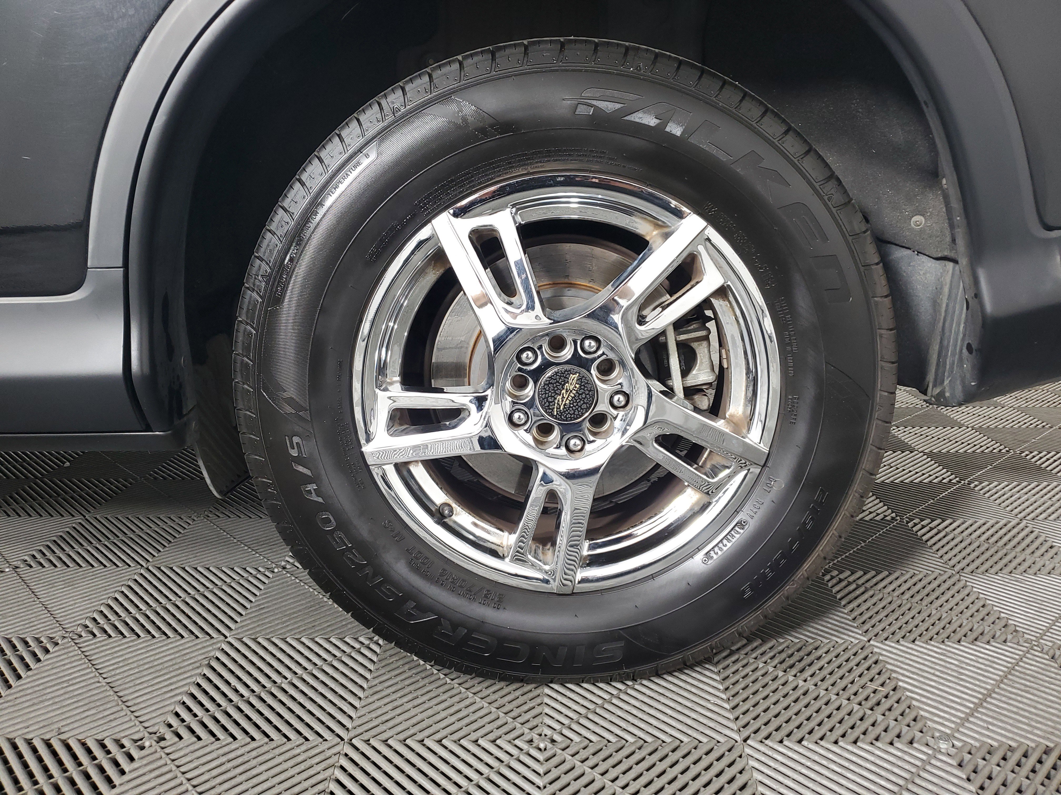 Used 2015 Honda CR-V LX image 29