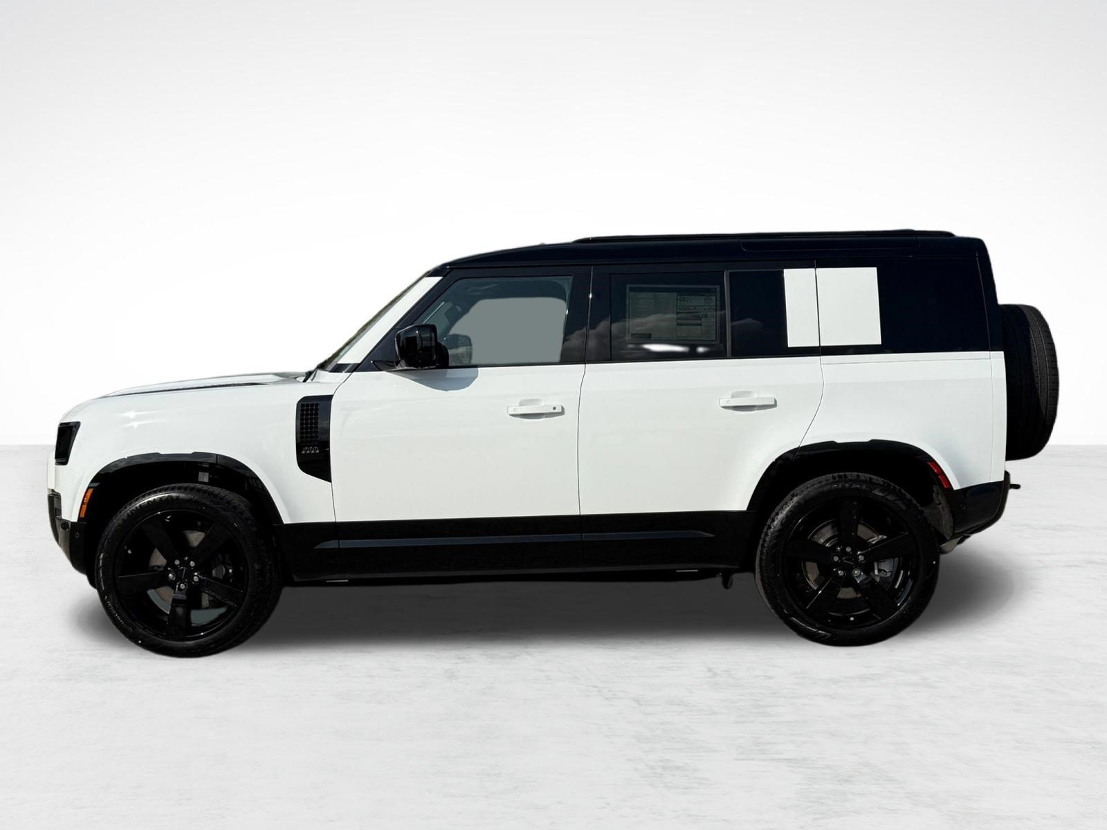 Used 2026 Land Rover Defender 110 X-Dynamic SE AWD/4WD image 2