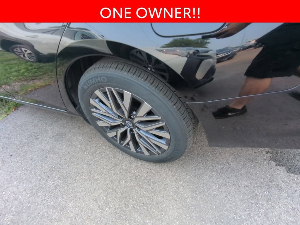 Used 2025 Nissan Altima 2.5 SV FWD image 3