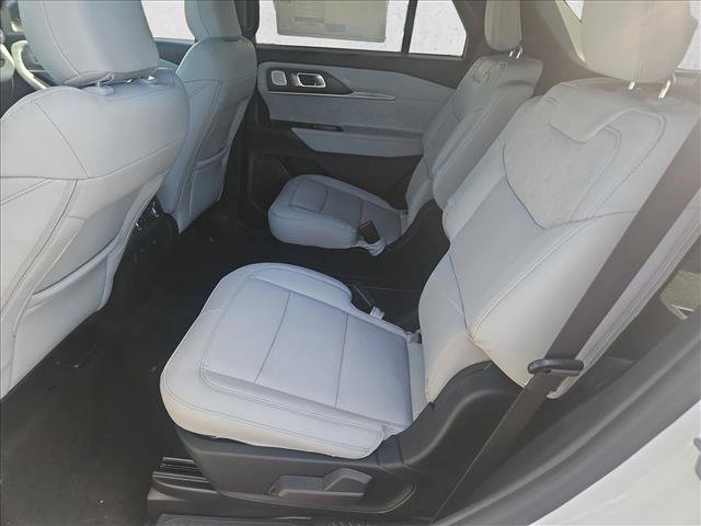 New 2027 Ford Explorer Platinum AWD/4WD image 16