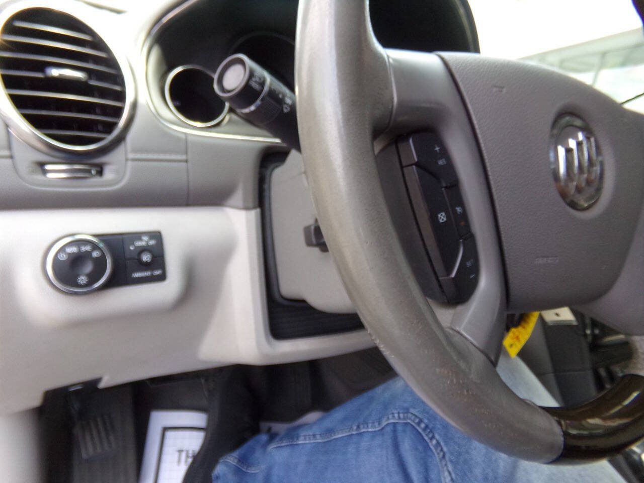 Used 2014 Buick Enclave Premium FWD image 32