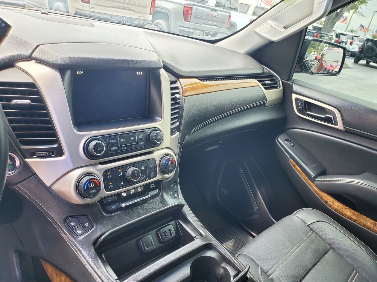 Used 2016 GMC Yukon XL Denali w/ Open Road Package AWD/4WD image 26