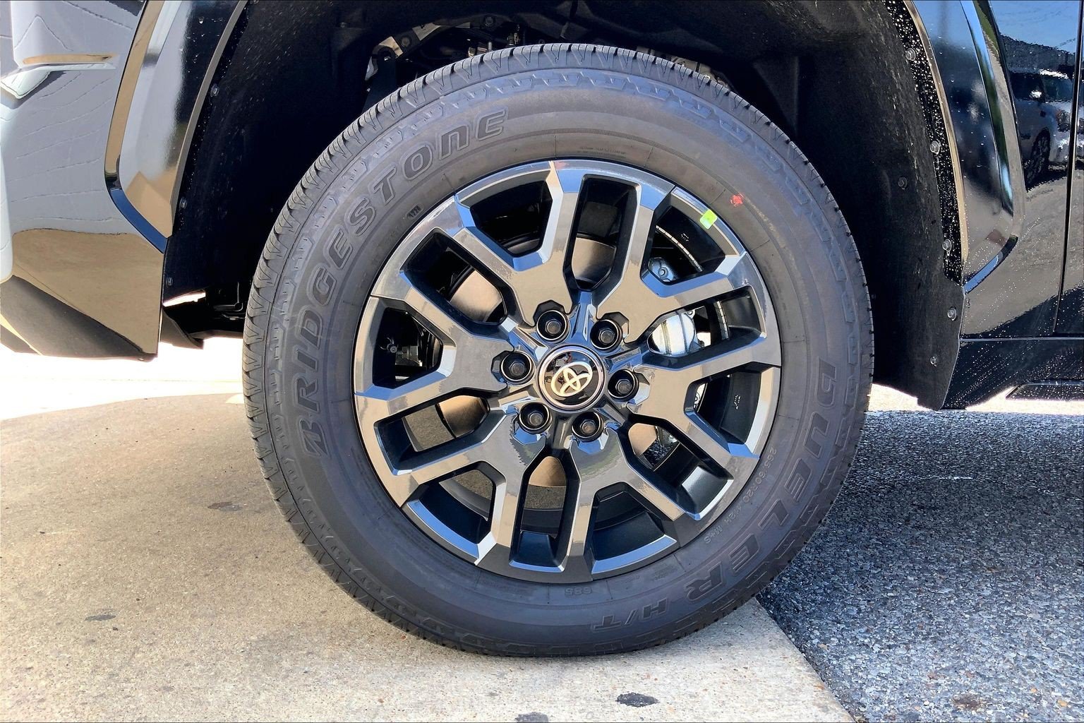 New 2026 Toyota Tundra Platinum AWD/4WD image 15