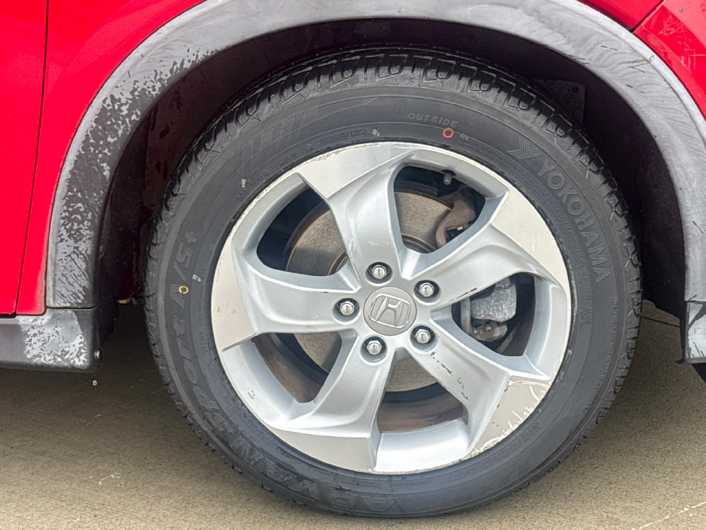 Used 2016 Honda HR-V EX image 11