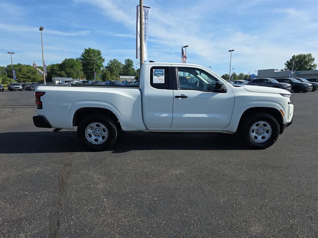 Used 2022 Nissan Frontier S RWD image 2