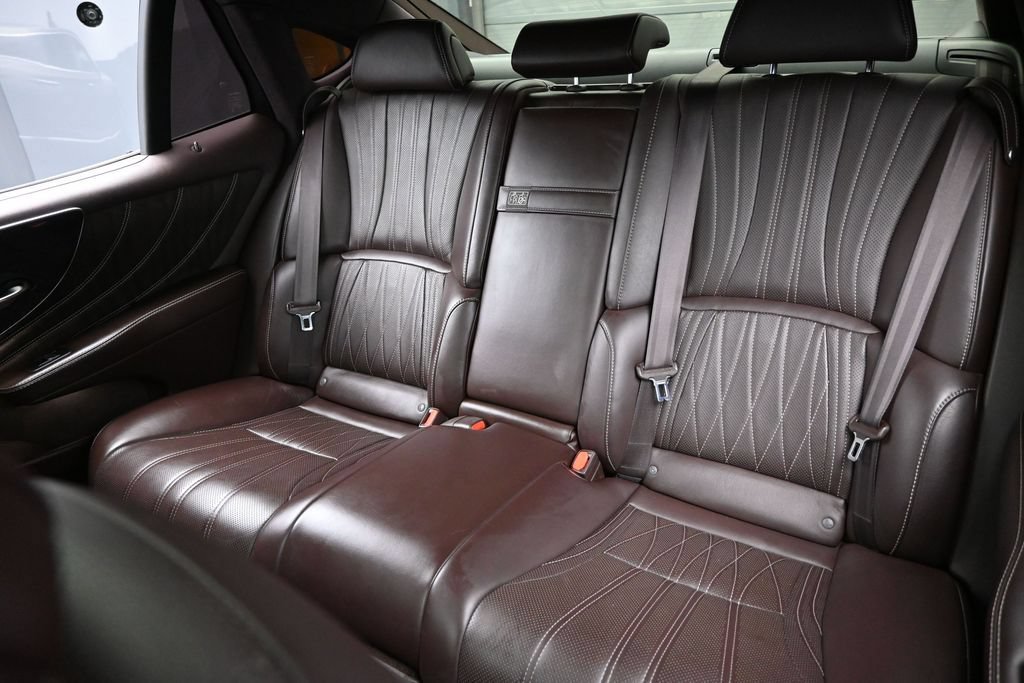 Used 2018 Lexus LS 500 w/ Interior Upgrade Package RWD image 16