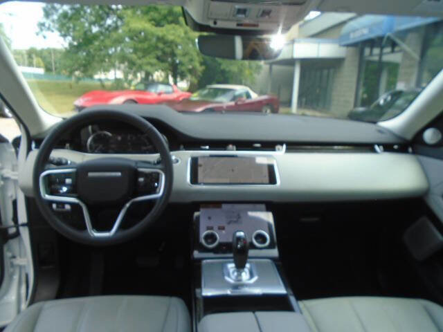 Used 2023 Land Rover Range Rover Evoque S image 12