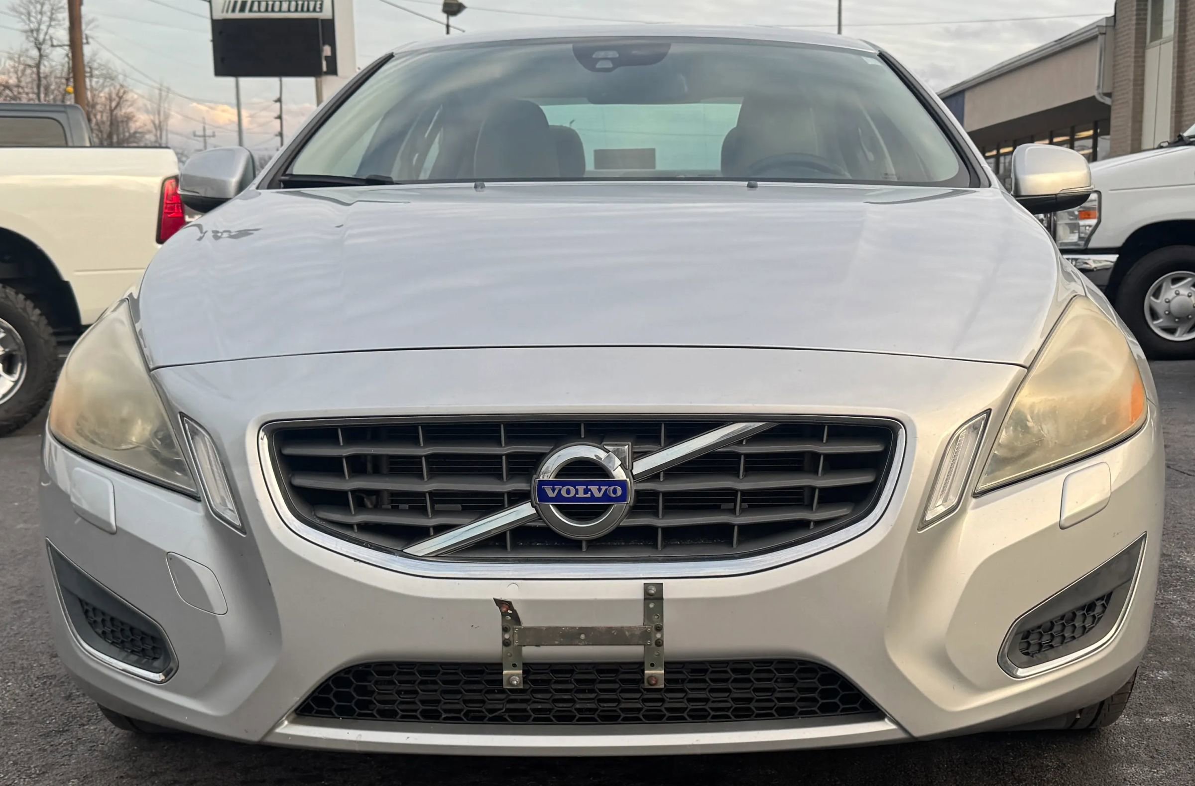 Used 2012 Volvo S60 T5 image 3