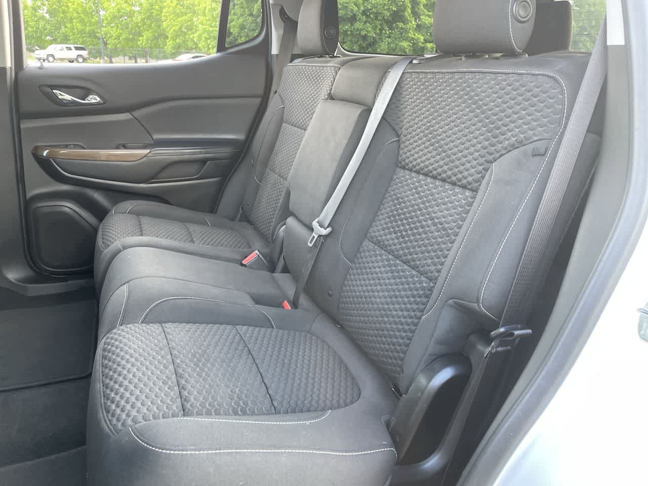 Used 2019 GMC Acadia SLE AWD/4WD image 28
