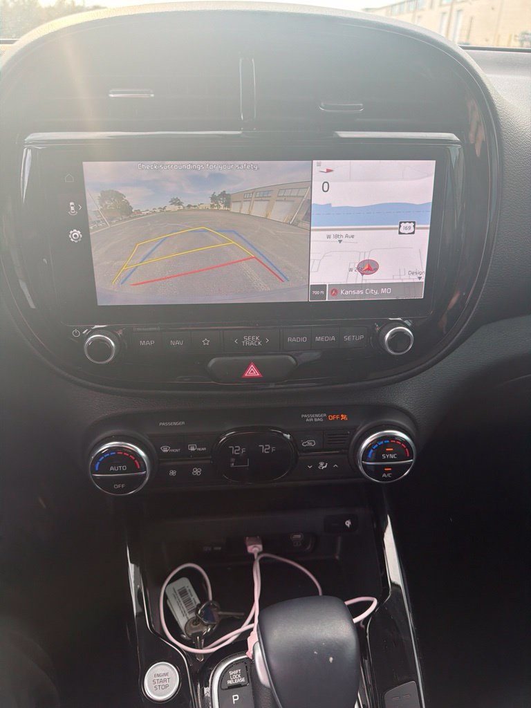 Used 2023 Kia Soul EX FWD image 13