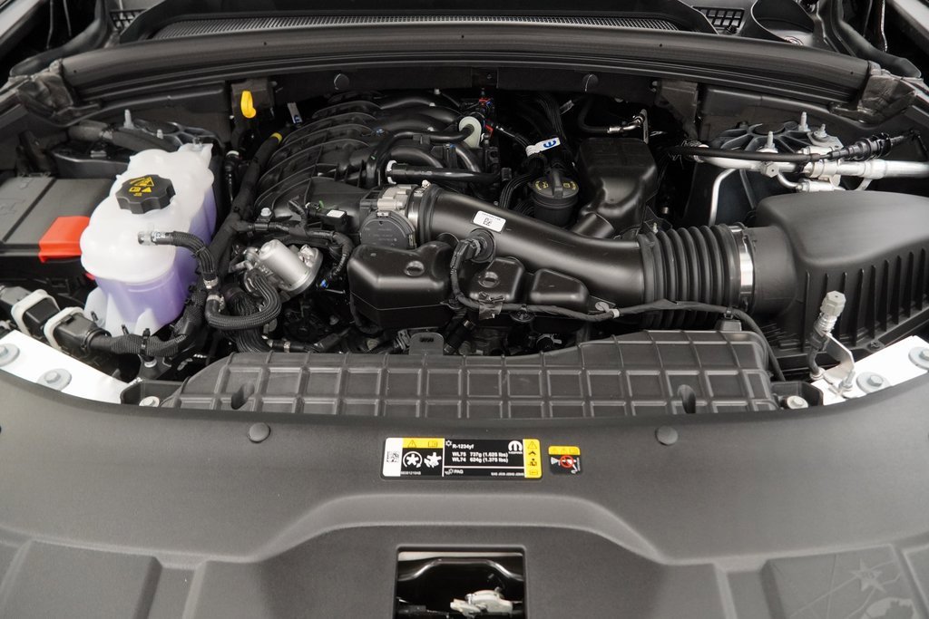 New 2025 Jeep Grand Cherokee Laredo image 38