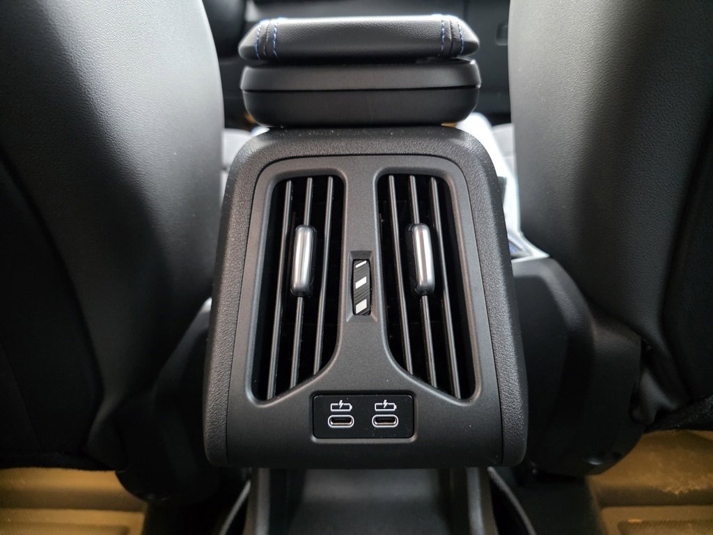 Used 2024 BMW X1 M35i w/ Premium Package image 18