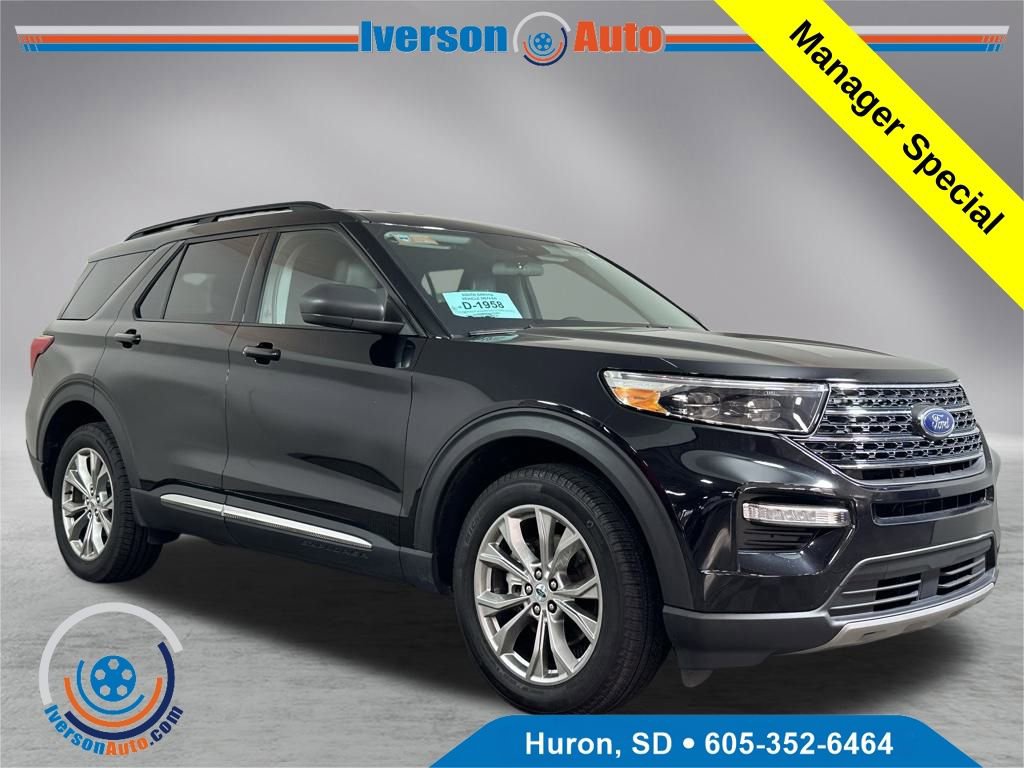 Used 2023 Ford Explorer XLT w/ Equipment Group 202A image 1