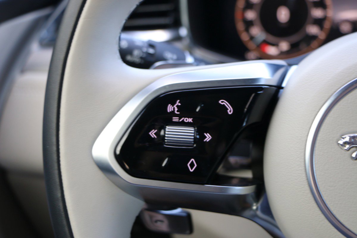 Used 2024 Jaguar F-PACE R-Dynamic S AWD/4WD image 20
