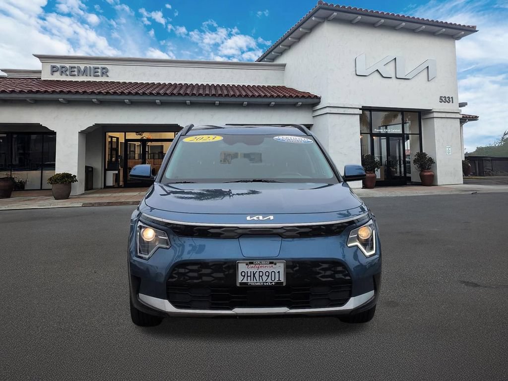 Certified 2023 Kia Niro Wind FWD image 3