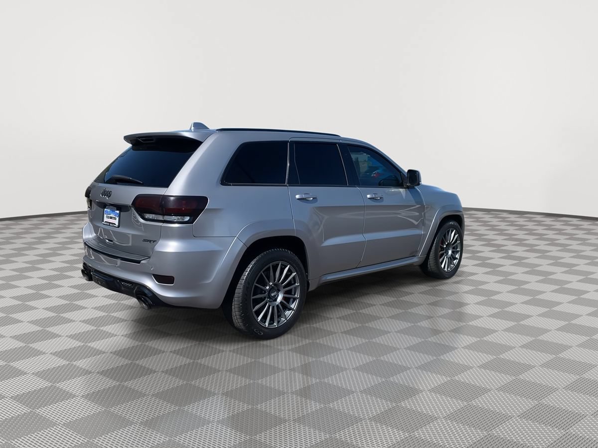 Used 2015 Jeep Grand Cherokee SRT w/ Luxury Group II AWD/4WD image 7