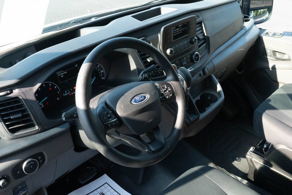 Used 2025 Ford Transit 250 Low Roof w/ Exterior Upgrade Package RWD image 3