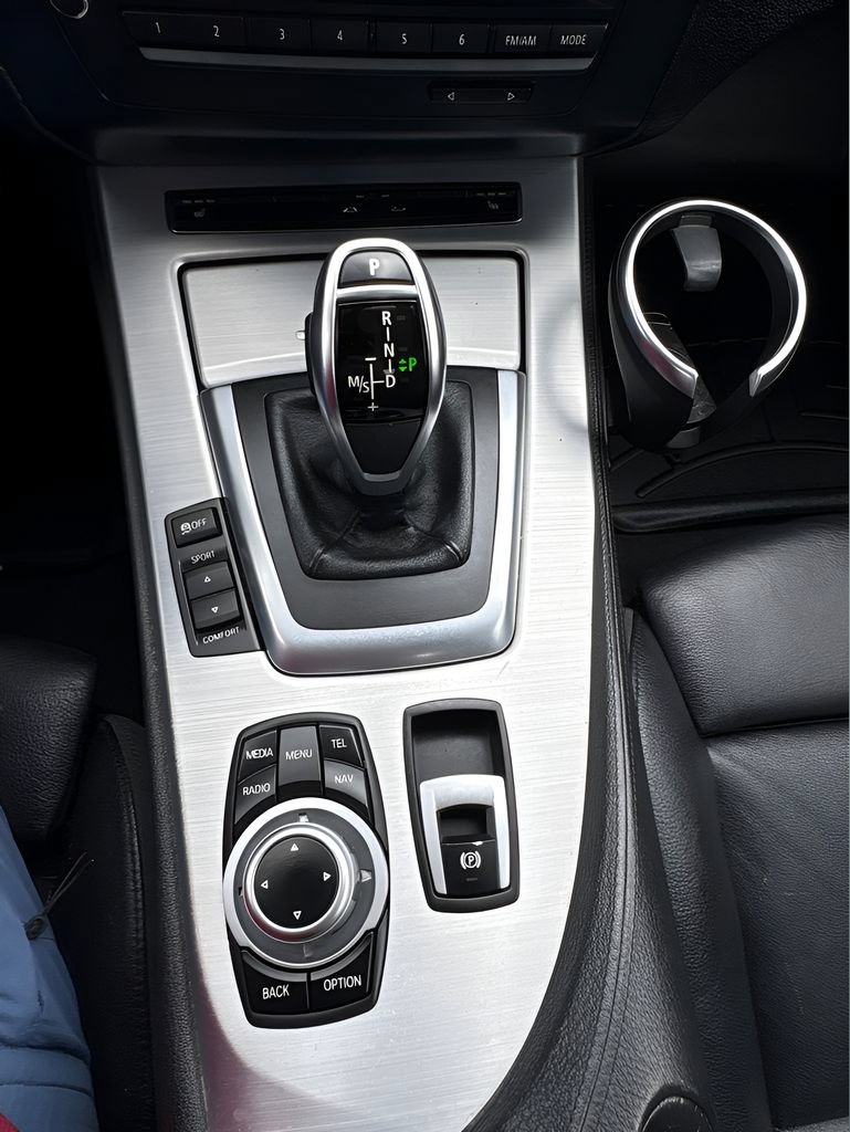 Used 2014 BMW Z4 sDrive35i RWD image 18