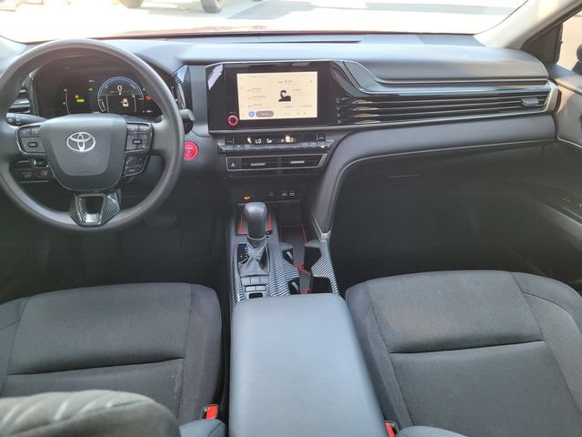 Used 2025 Toyota Camry LE FWD image 6