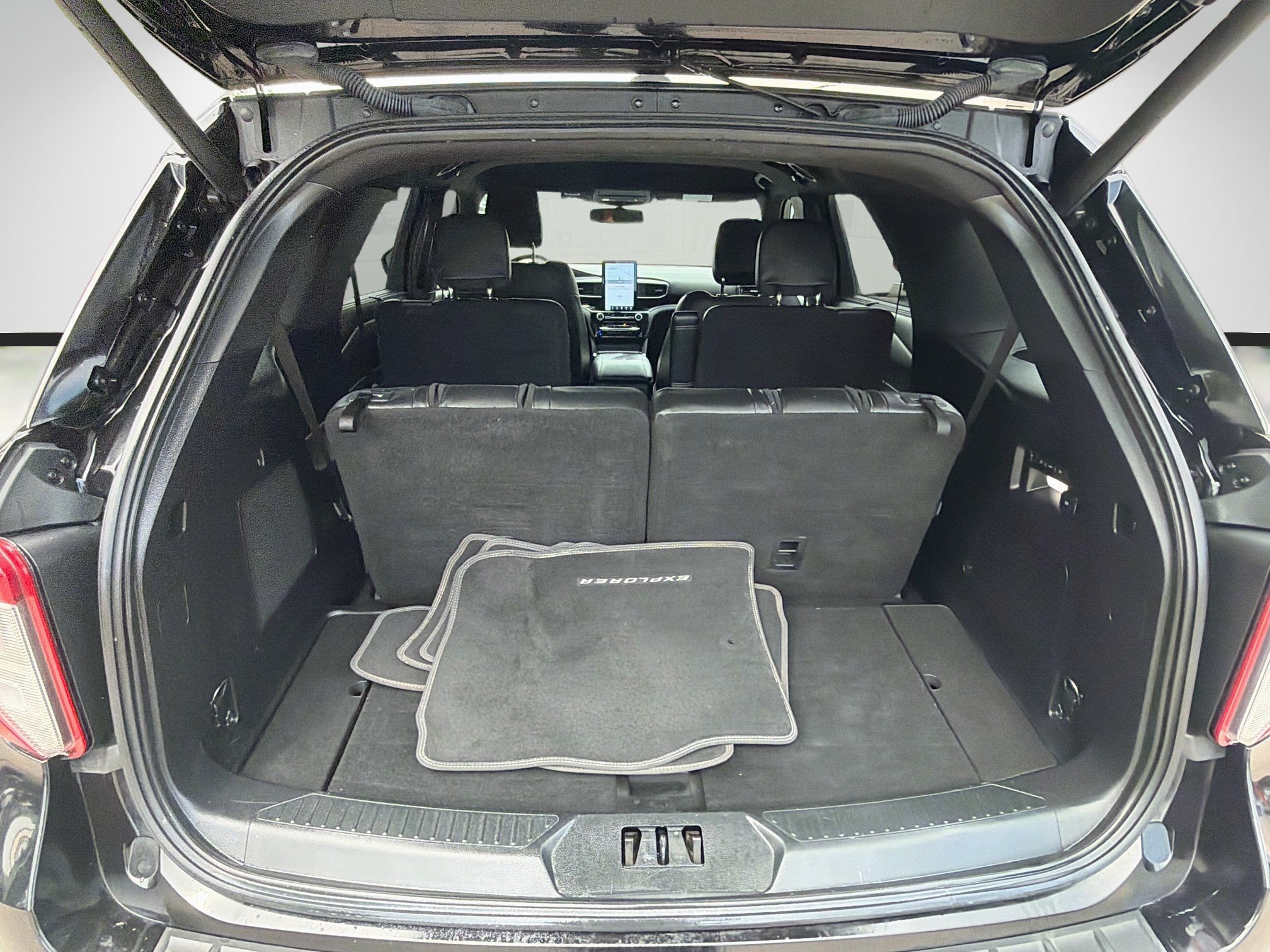 Used 2021 Ford Explorer ST w/ Equipment Group 401A AWD/4WD image 27