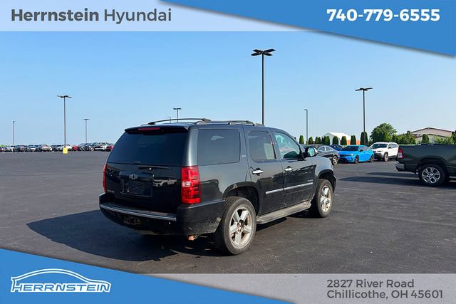 Used 2013 Chevrolet Tahoe LTZ AWD/4WD image 31