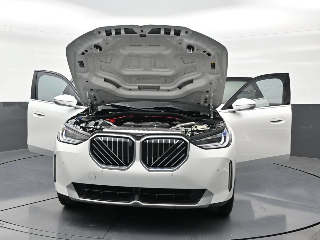 Used 2025 BMW X3 xDrive30i w/ Premium Package AWD/4WD image 33