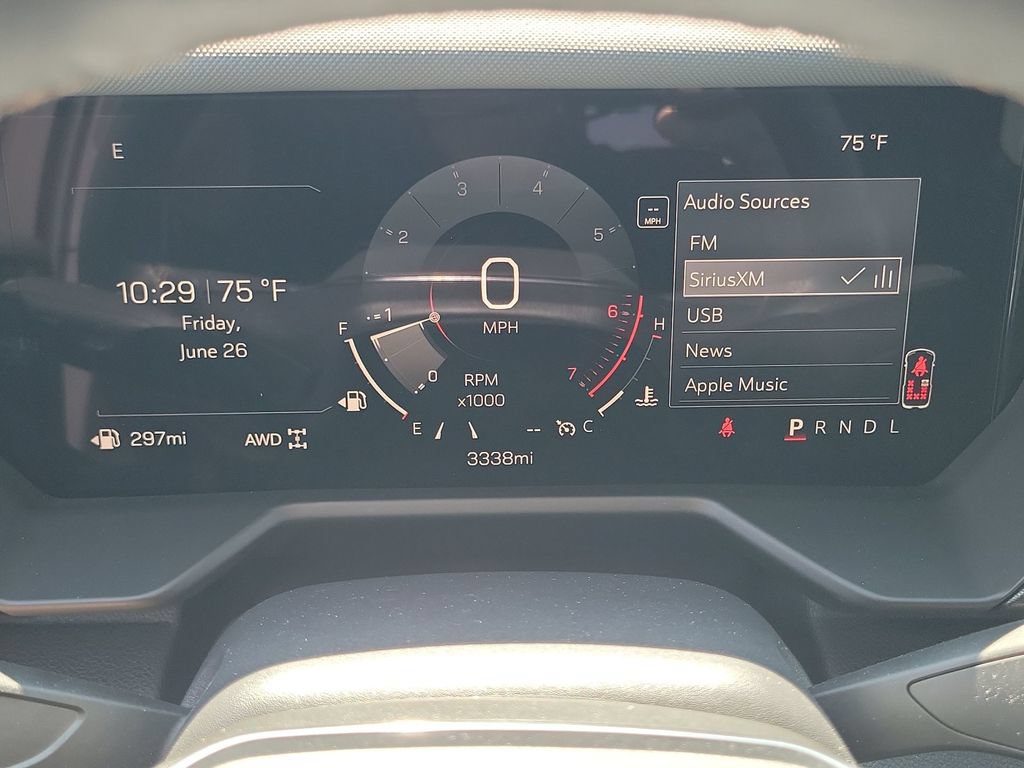 Used 2026 GMC Acadia AT4 w/ Luxury Package AWD/4WD image 12