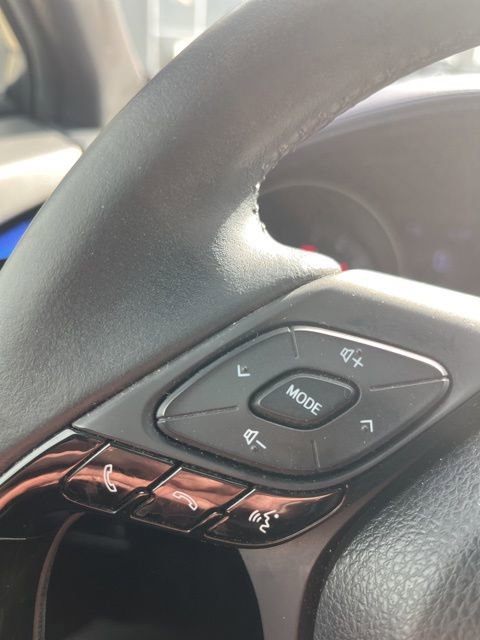 Used 2020 Toyota C-HR XLE image 8