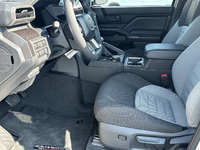 New 2026 Toyota 4Runner TRD Off-Road AWD/4WD image 19