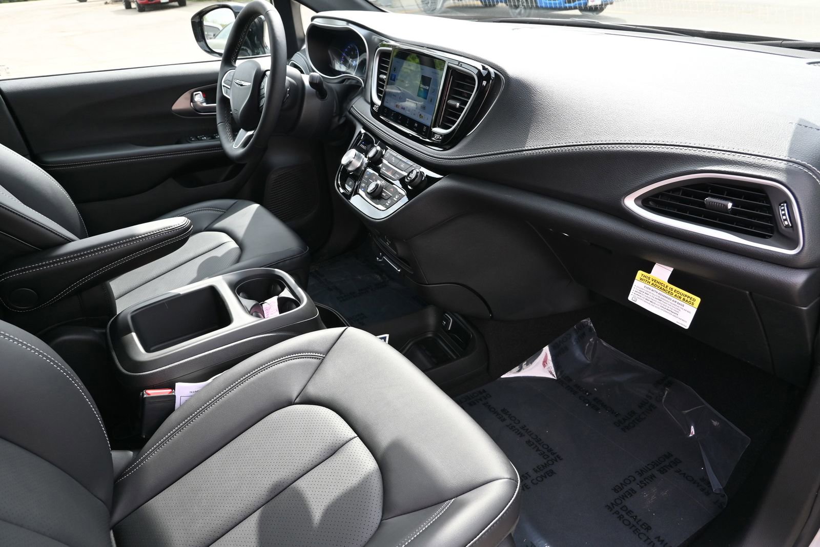 New 2026 Chrysler Pacifica Select image 28