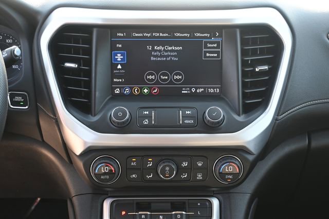 Used 2023 GMC Acadia SLE w/ Driver Convenience Package image 17