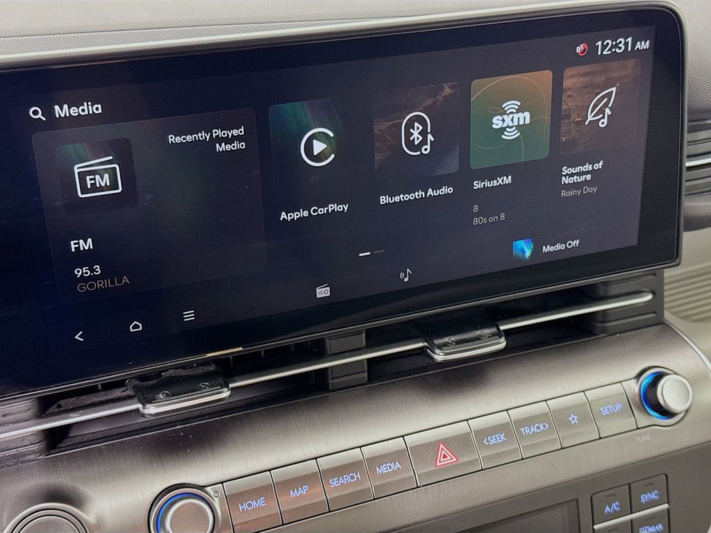 Used 2025 Hyundai Kona SEL FWD image 15