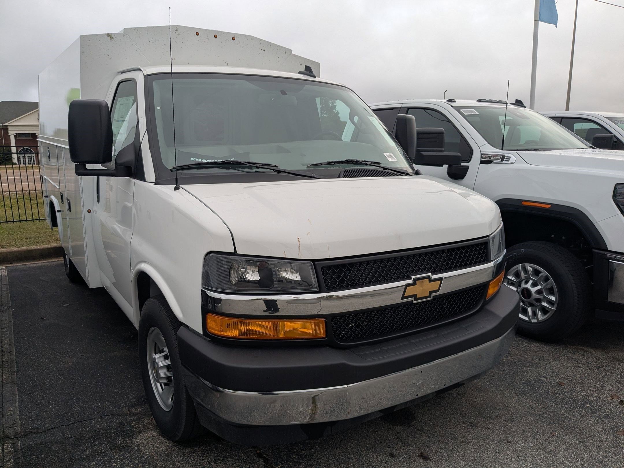 New 2025 Chevrolet Express 3500 w/ Power Convenience Package RWD image 3