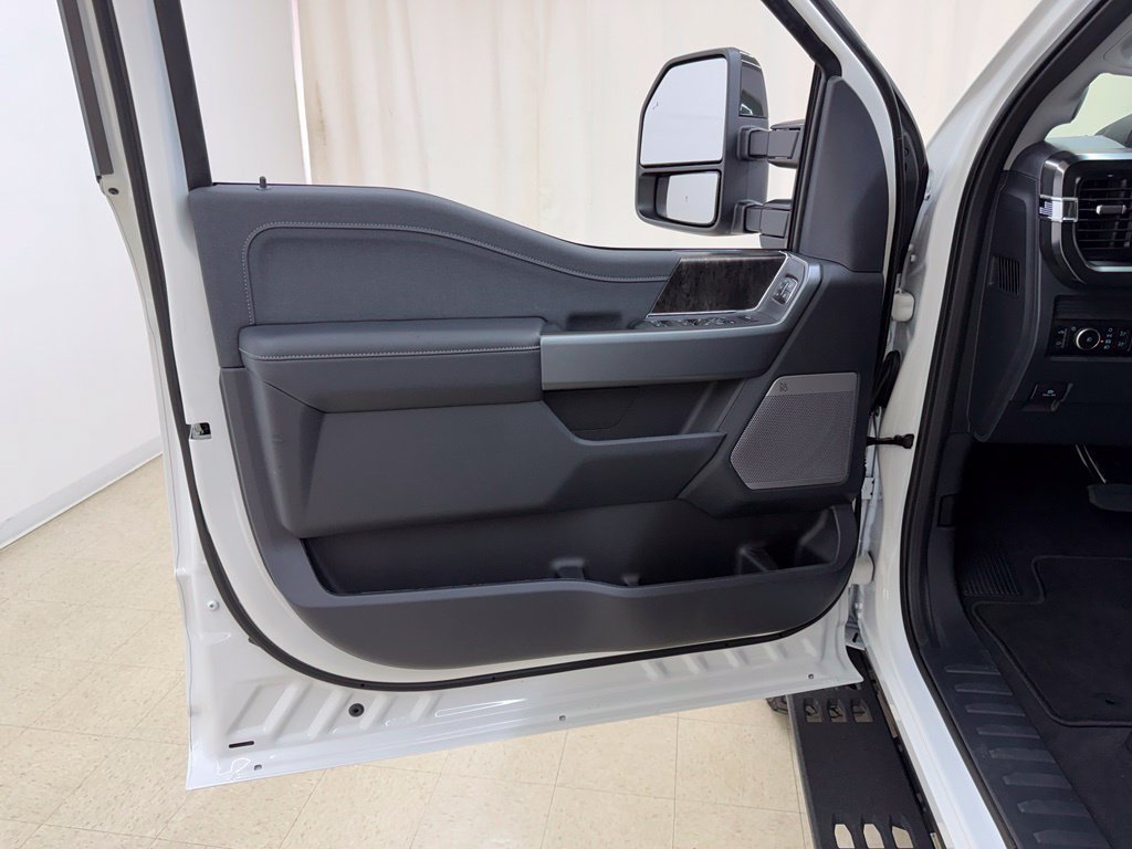 New 2027 Ford F250 Lariat w/ Tremor Off-Road Package AWD/4WD image 19
