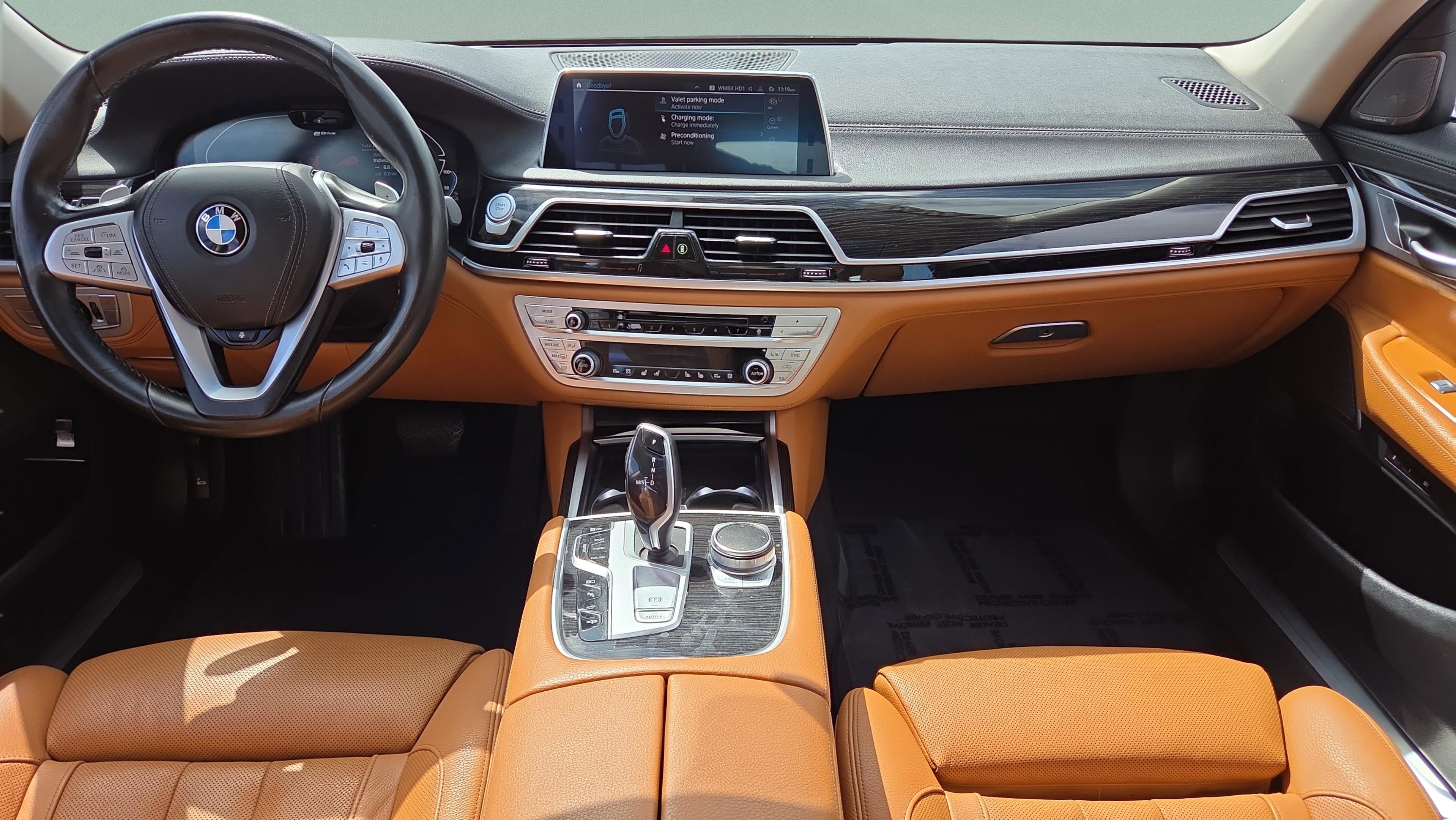 Used 2020 BMW 745e xDrive image 31