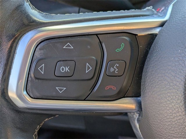 Used 2018 Jeep Wrangler Unlimited Sahara w/ Cold Weather Group image 17