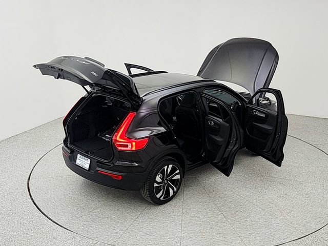 Used 2026 Volvo XC40 B5 Ultra image 38