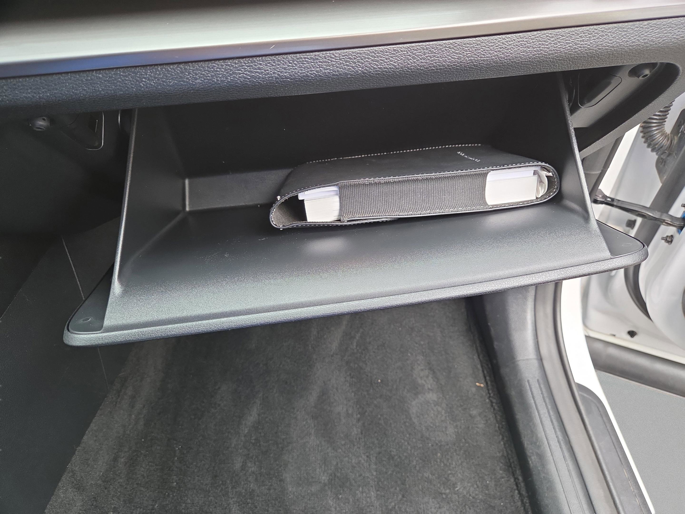 Used 2023 Kia Sportage EX image 40