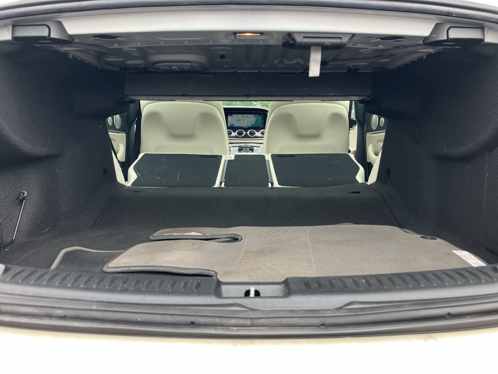Used 2019 Mercedes-Benz E 300 4MATIC image 33