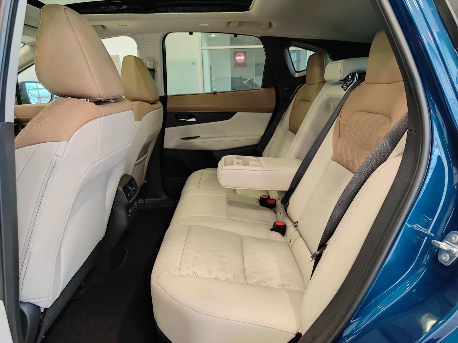 New 2026 Nissan Murano Platinum w/ Cargo Package image 14