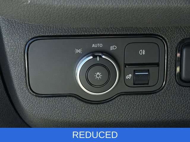 Used 2025 Mercedes-Benz Sprinter 2500 image 27