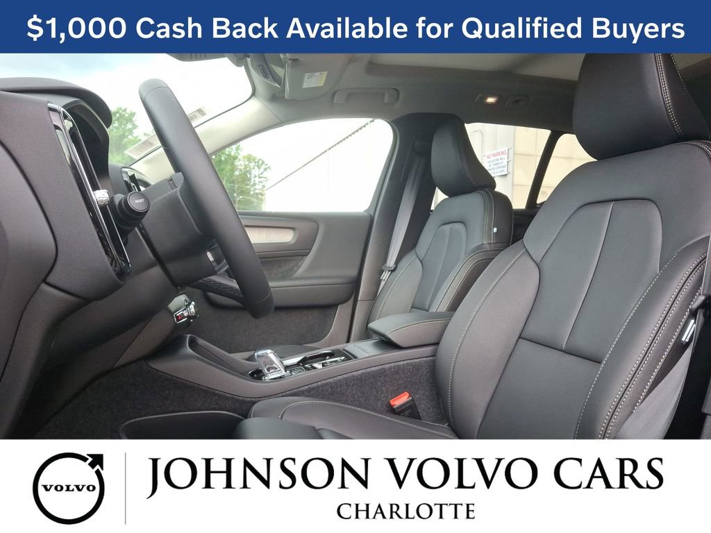 New 2026 Volvo XC40 B5 Plus w/ Protection Package Premier image 6