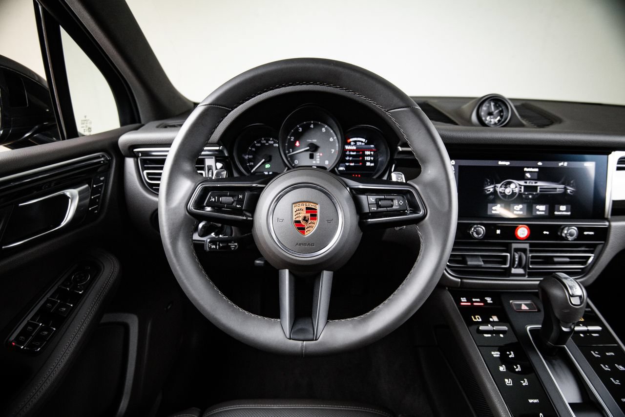 Certified 2026 Porsche Macan S AWD/4WD image 26
