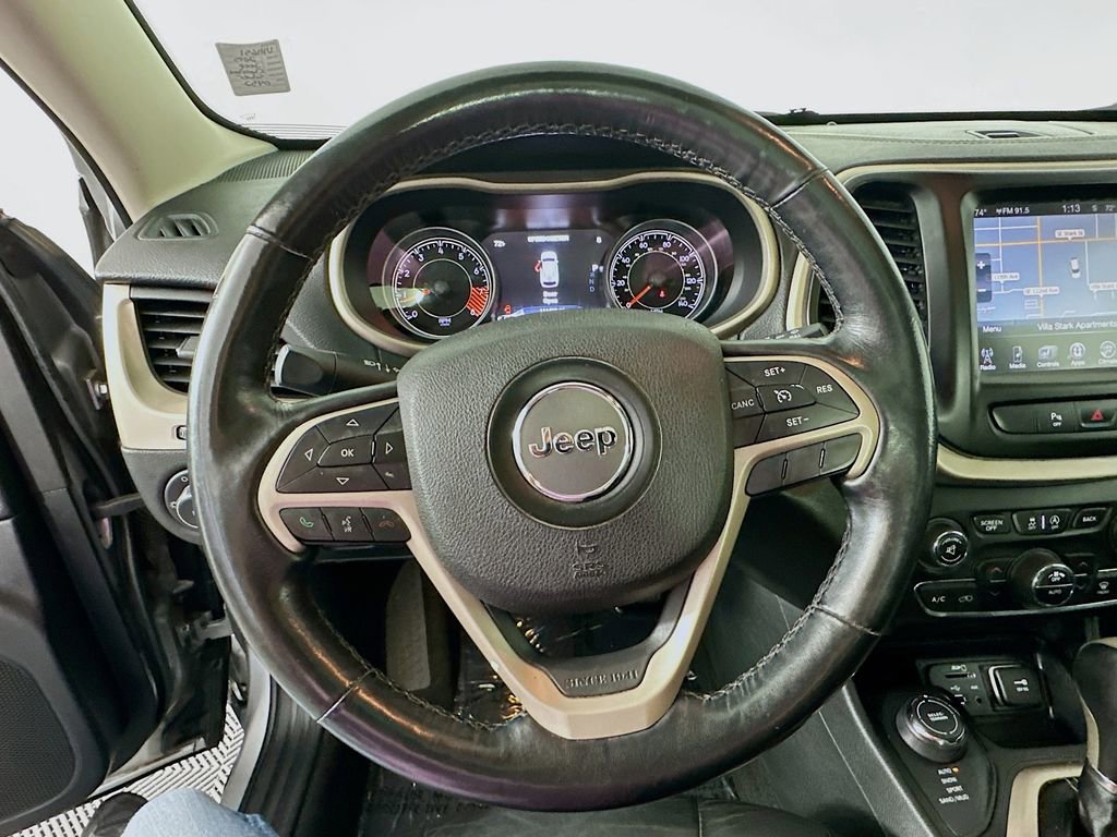 Used 2015 Jeep Cherokee Limited AWD/4WD image 12