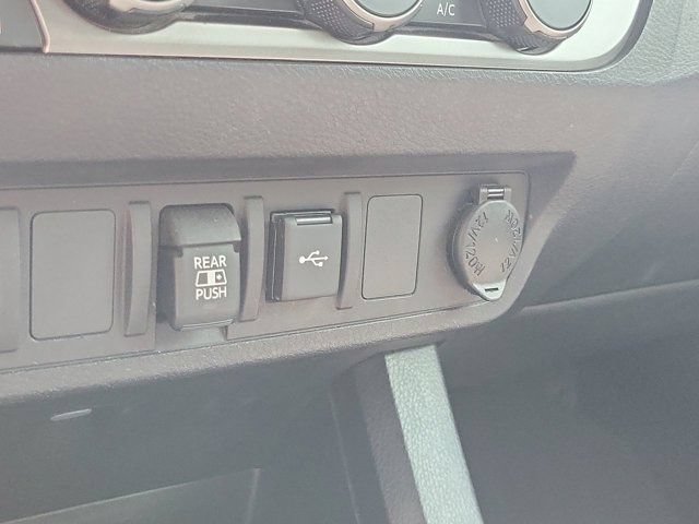 Used 2022 Toyota Tacoma SR5 w/ Technology Package RWD image 27