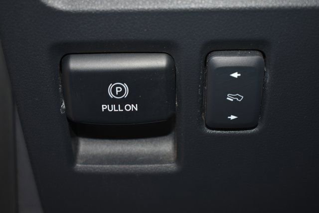 Used 2023 Ford F150 Lariat w/ Equipment Group 502A High image 19